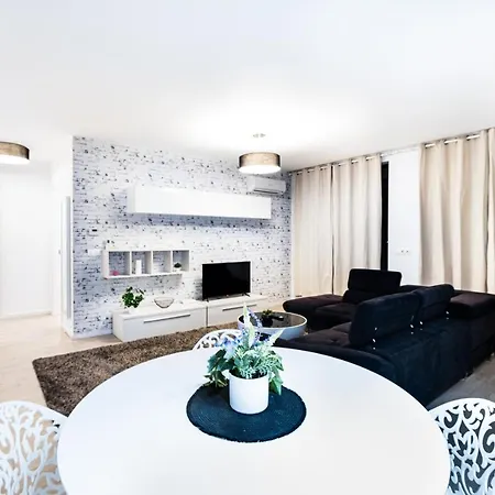 Apartament Gorgeous Luxury Aviatiei Bukareszt